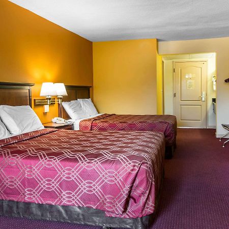 Econo Lodge At Six Flags Austell Eksteriør bilde