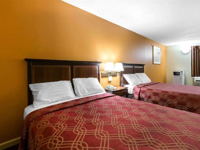 Econo Lodge At Six Flags Austell Eksteriør bilde