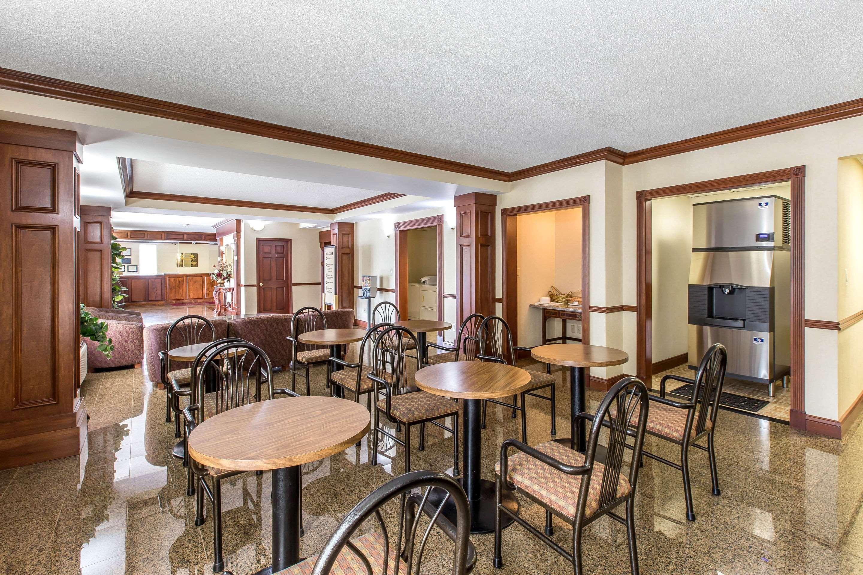 Econo Lodge At Six Flags Austell Eksteriør bilde
