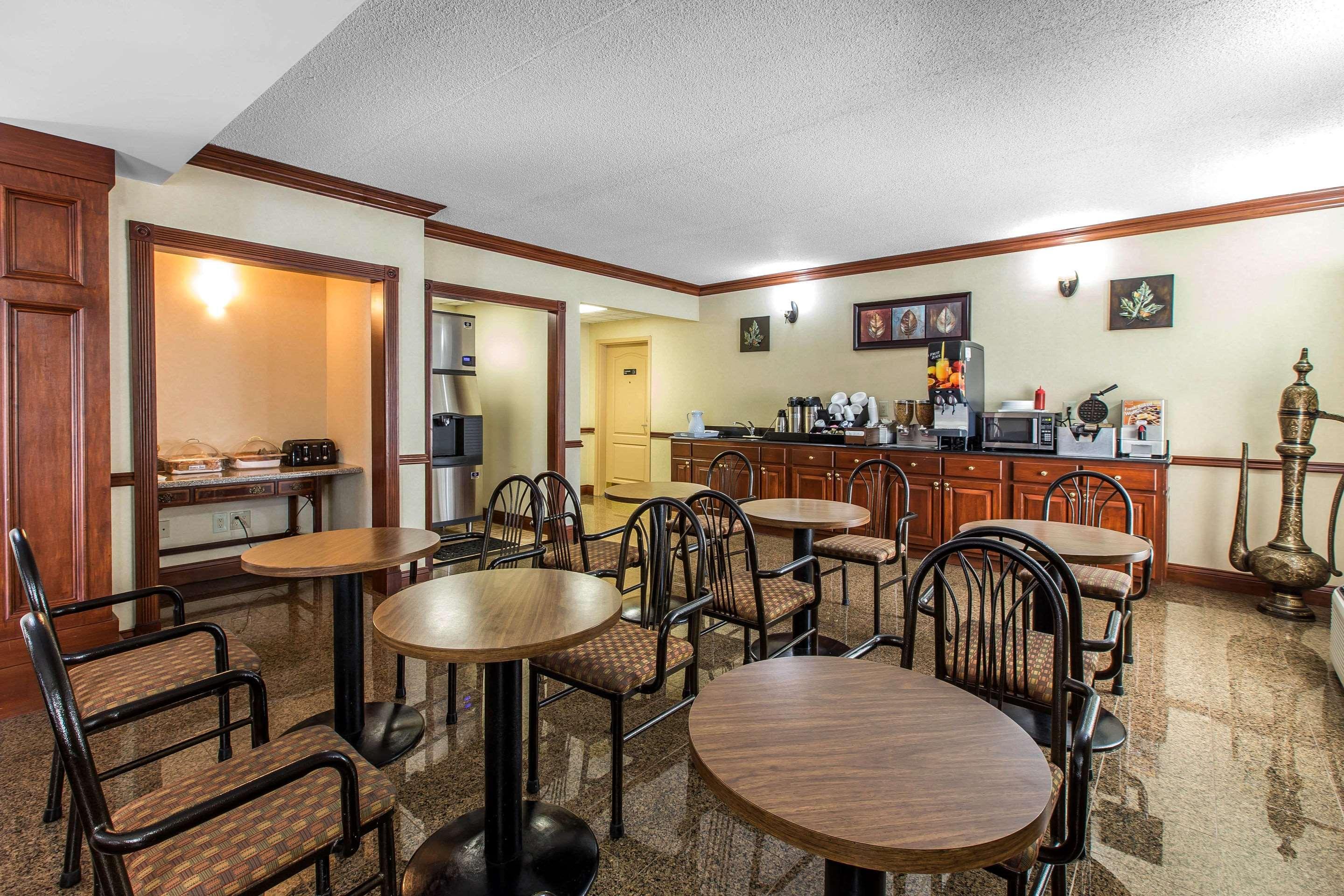 Econo Lodge At Six Flags Austell Eksteriør bilde