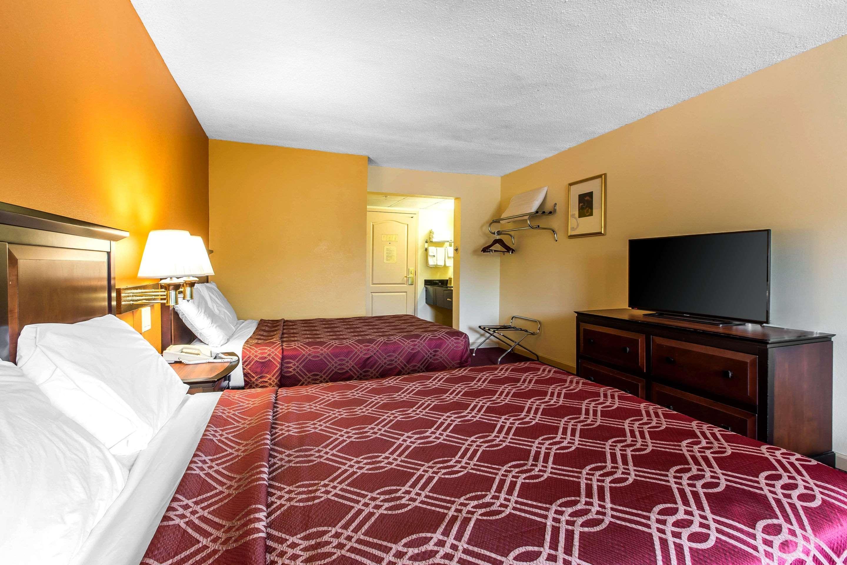 Econo Lodge At Six Flags Austell Eksteriør bilde